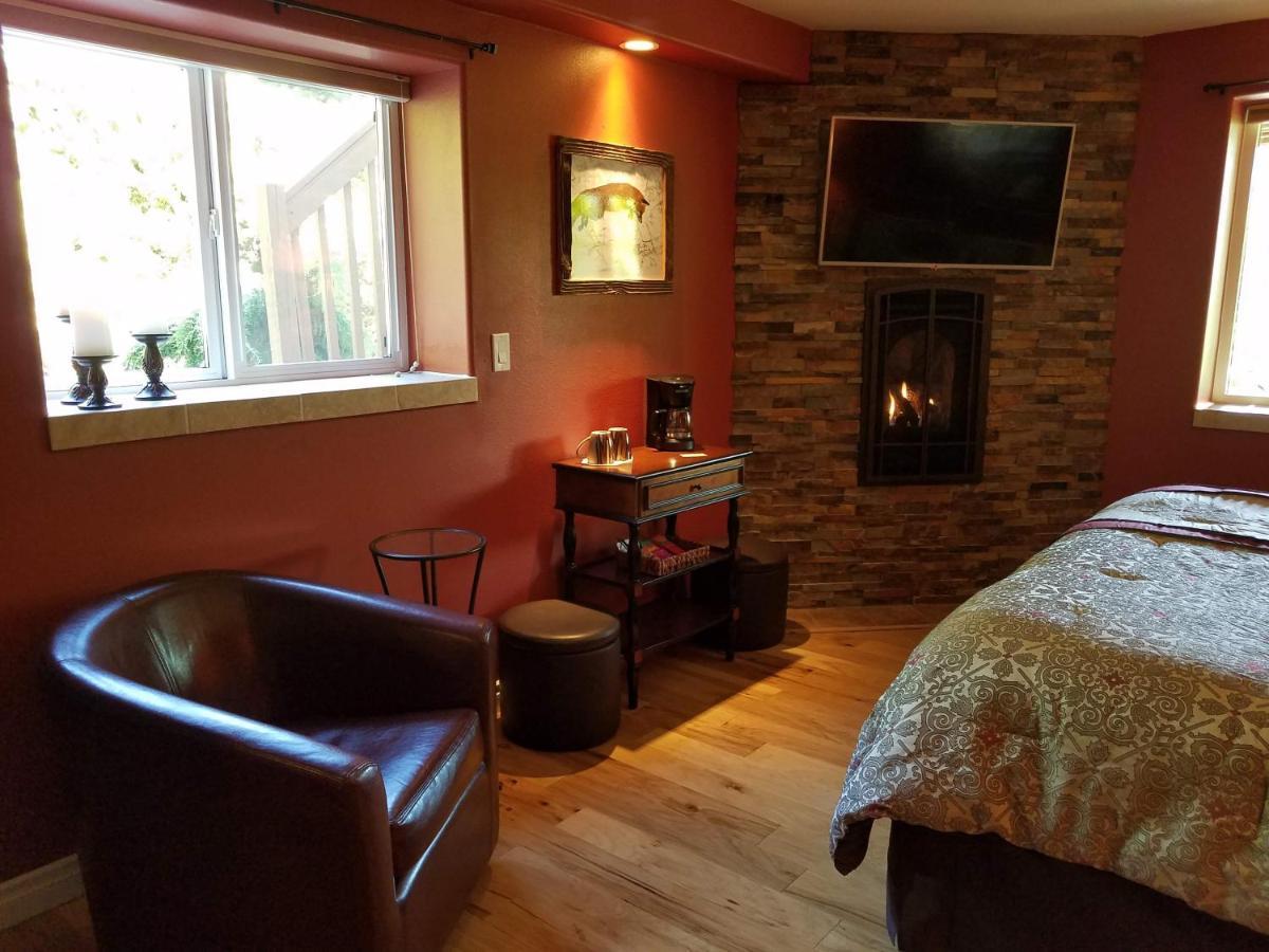 Fox Den Bed & Breakfast レブンワース エクステリア 写真
